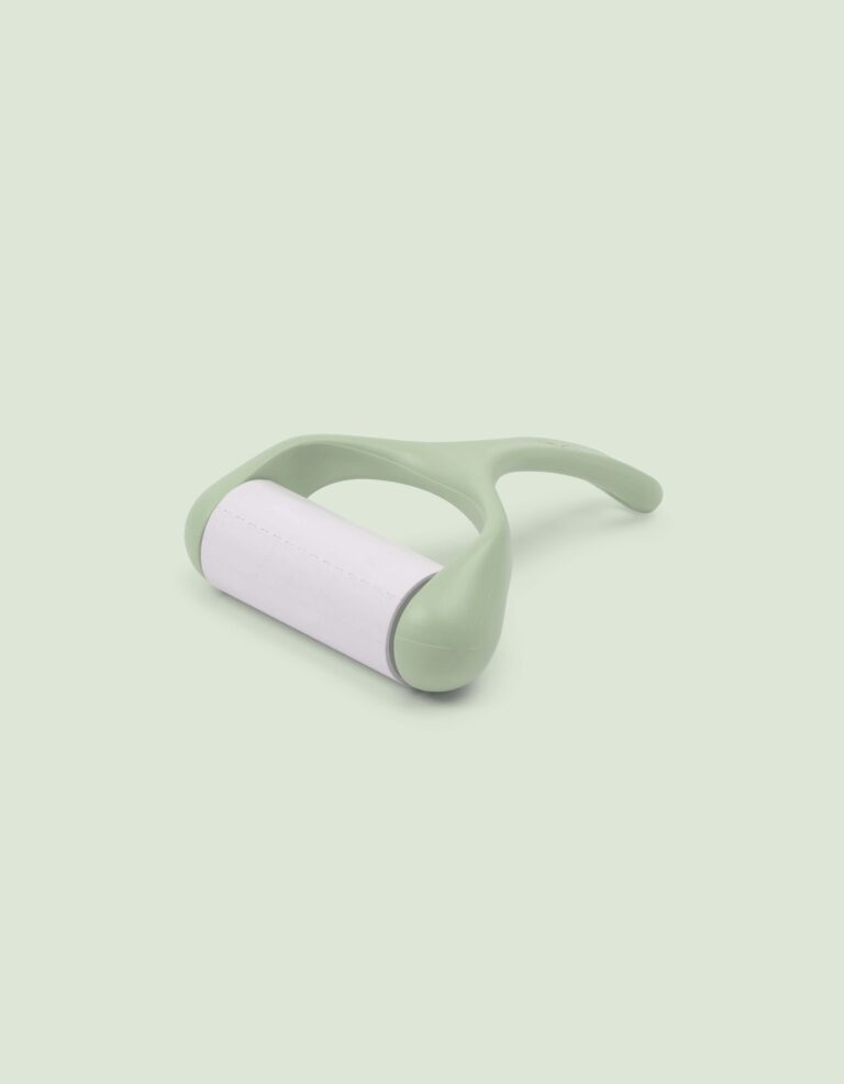 3 Effective solutions to manage spring shedding in dogs and cats and say goodbye to hair in the house